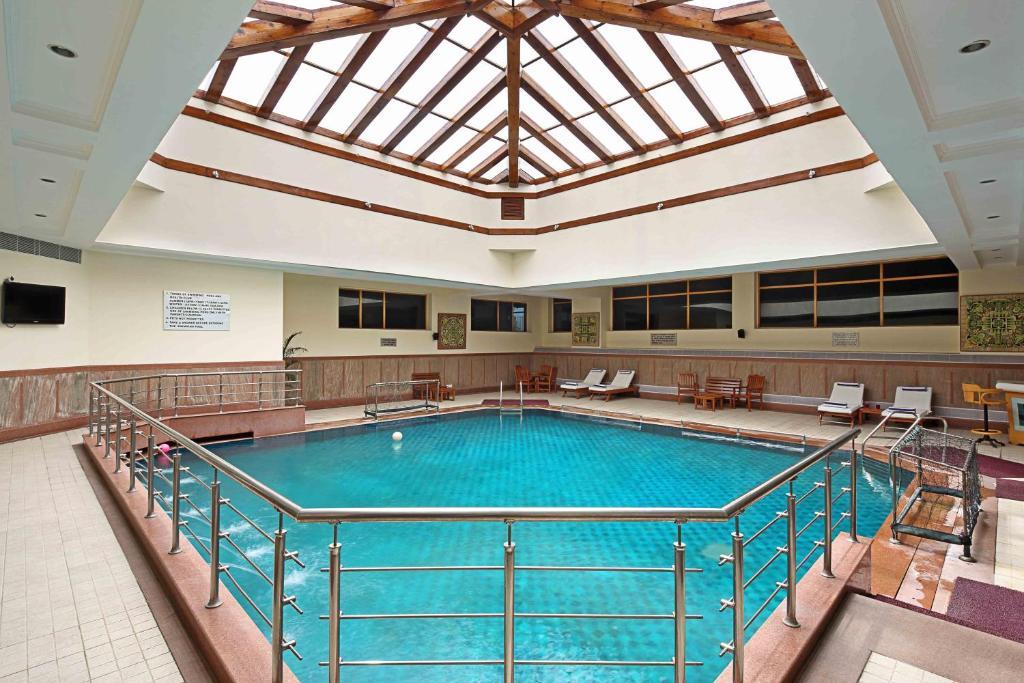 Jaypee Residency Manor Hotell Mussoorie Exteriör bild
